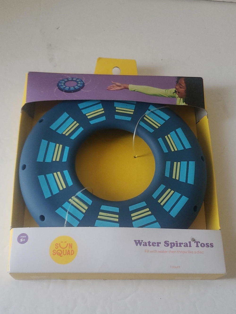Sun Squad Water Spiral Toss For Pool New
